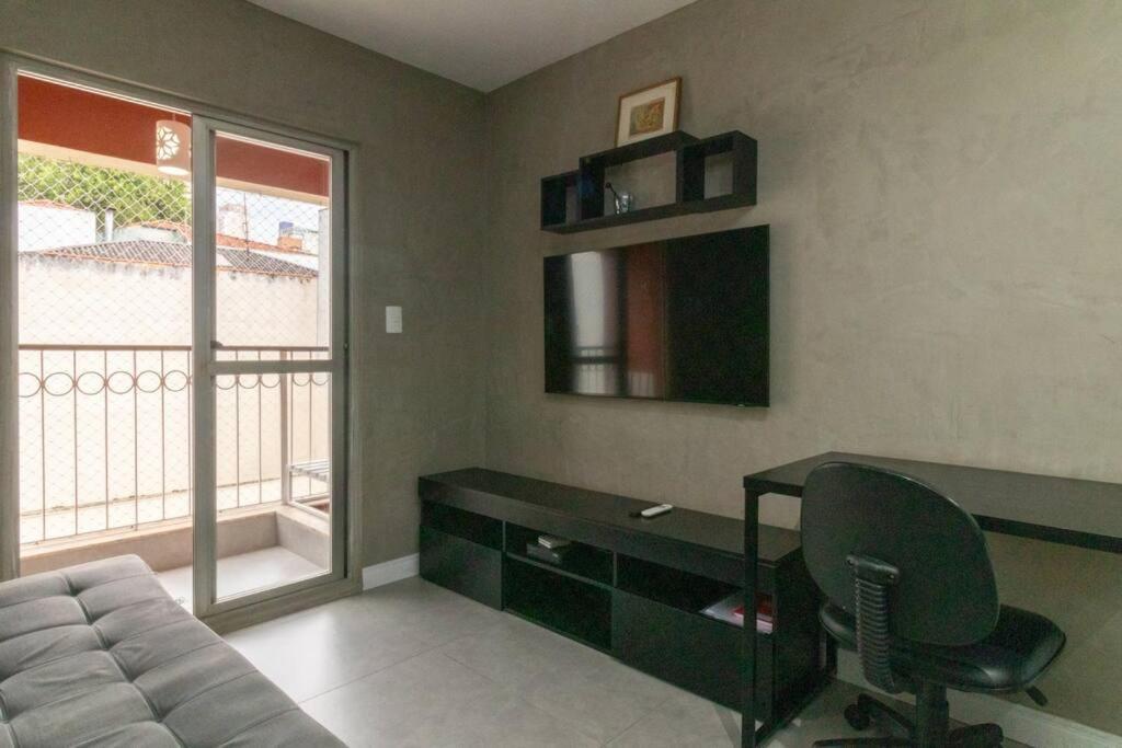 Lindo Apto Reformado Ao Lado Do Allianz Pe0083 * São Paulo